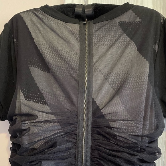 BCBG Bodycon Black Dress Size Small // Used- Good condition - Picture 9 of 10